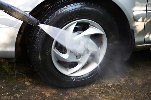 清洗汽車輪胎,不要做錯誤的操作,很容易就毀車